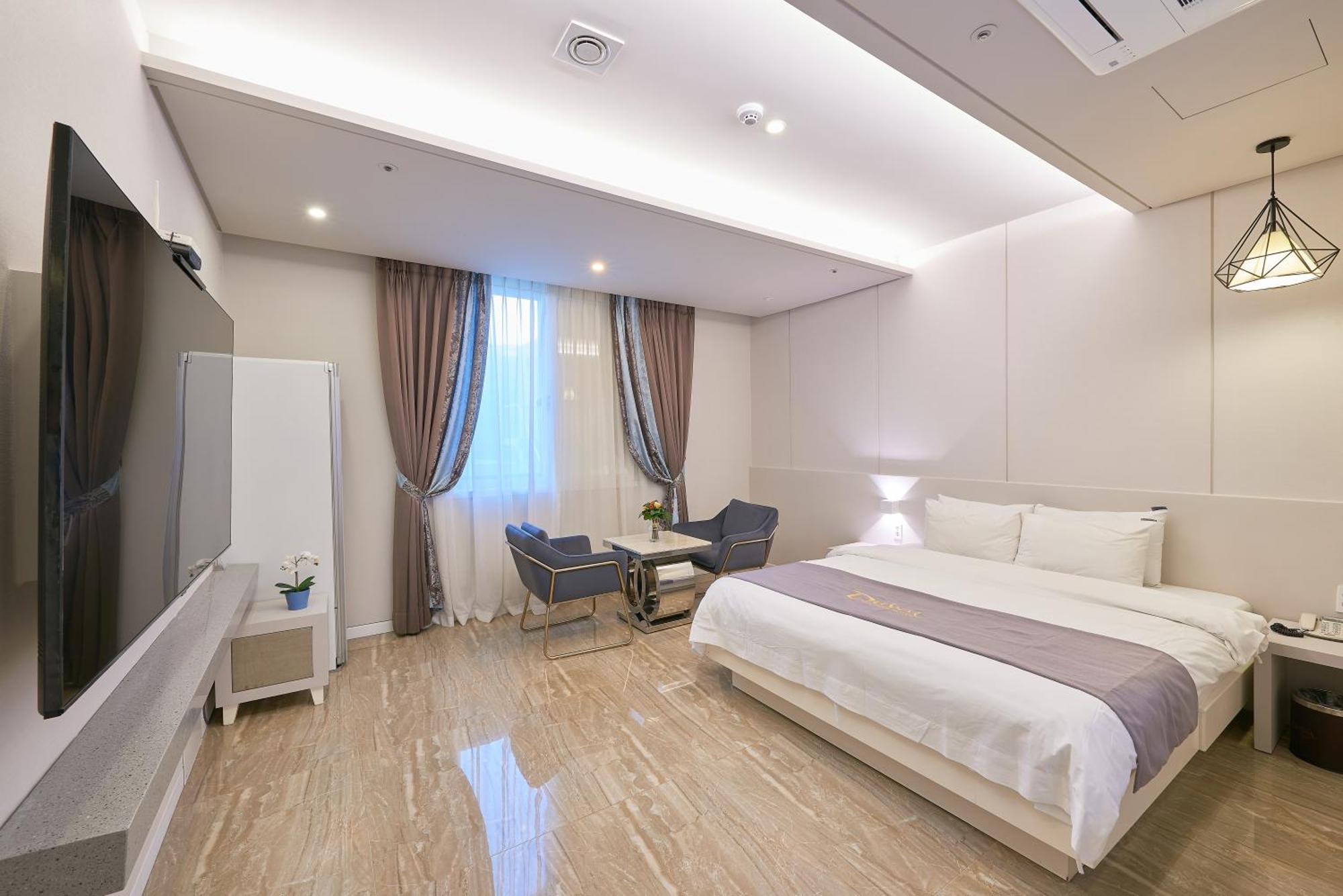 Dubai Hotel Кванджу Экстерьер фото