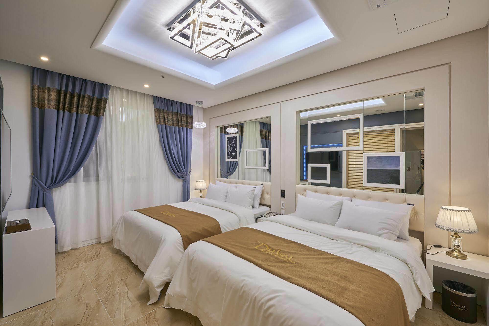 Dubai Hotel Кванджу Экстерьер фото